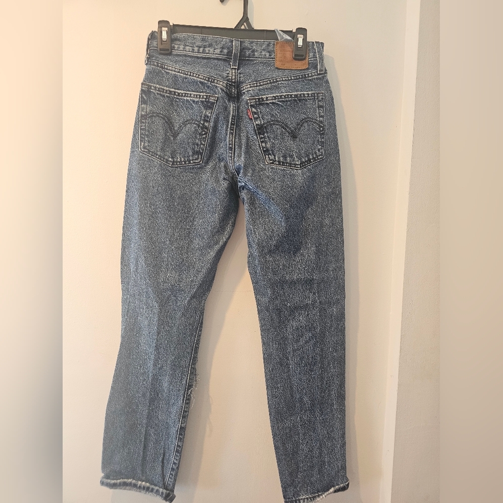 Levi’s 501 50th Anniversary Distressed Straight Leg Jeans W26 - Picture 2 of 7